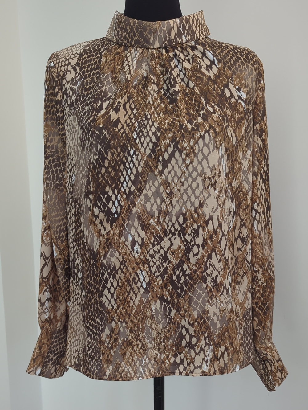 NWT H&M Snakeskin Print Mock Neck Long-Sleeve Blouse Brown Tan Python Top
